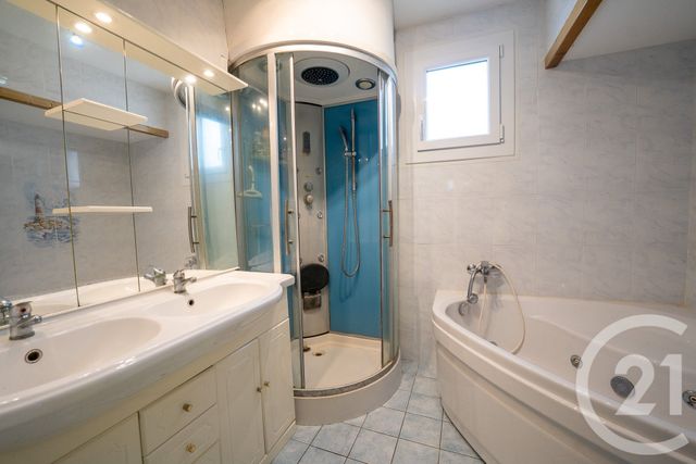 maison à vendre - 6 pièces - 120.0 m2 - COZES - 17 - POITOU-CHARENTES - Century 21 Agence De La Seudre