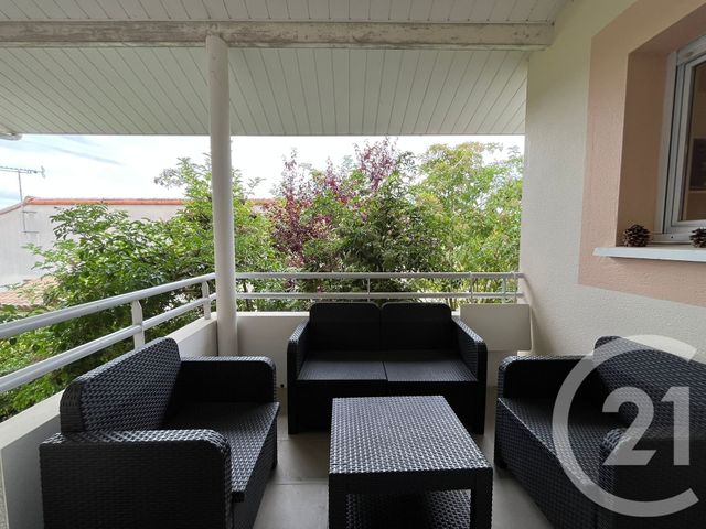 Appartement à vendre - 4 pièces - 84.0 m2 - ROYAN - 17 - POITOU-CHARENTES - Century 21 Agence De La Seudre