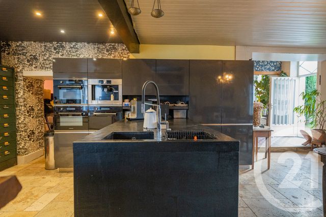 maison à vendre - 7 pièces - 178.0 m2 - SABLONCEAUX - 17 - POITOU-CHARENTES - Century 21 Agence De La Seudre