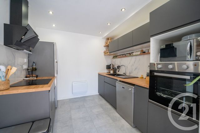 maison à vendre - 5 pièces - 100.0 m2 - SAINTES - 17 - POITOU-CHARENTES - Century 21 Agence De La Seudre