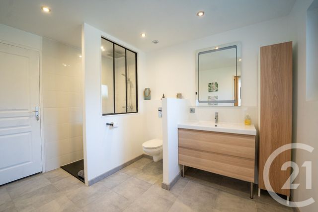 maison à vendre - 5 pièces - 100.0 m2 - SAINTES - 17 - POITOU-CHARENTES - Century 21 Agence De La Seudre