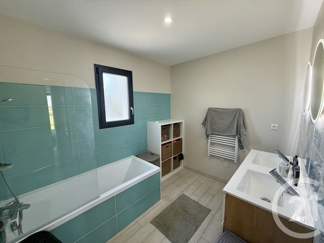 maison à vendre - 5 pièces - 113.0 m2 - CORME ROYAL - 17 - POITOU-CHARENTES - Century 21 Agence De La Seudre