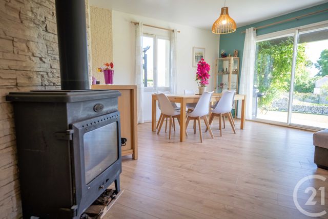 maison à vendre - 7 pièces - 164.0 m2 - JULIENNE - 16 - POITOU-CHARENTES - Century 21 Agence De La Seudre