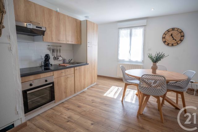 maison à vendre - 7 pièces - 164.0 m2 - JULIENNE - 16 - POITOU-CHARENTES - Century 21 Agence De La Seudre