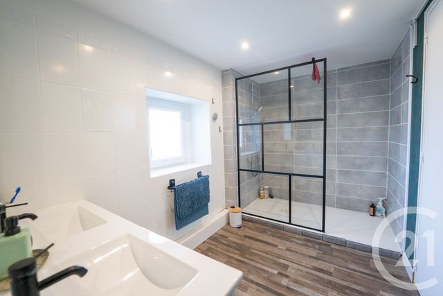 maison à vendre - 8 pièces - 167.0 m2 - SAUJON - 17 - POITOU-CHARENTES - Century 21 Agence De La Seudre