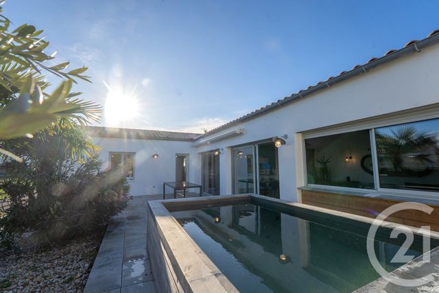 maison à vendre - 5 pièces - 123.78 m2 - MORNAC SUR SEUDRE - 17 - POITOU-CHARENTES - Century 21 Agence De La Seudre