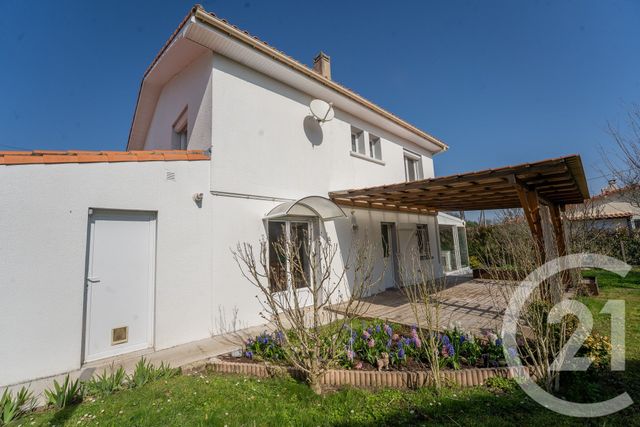 maison à vendre - 8 pièces - 139.0 m2 - SAUJON - 17 - POITOU-CHARENTES - Century 21 Agence De La Seudre