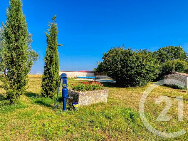 maison à vendre - 7 pièces - 201.0 m2 - BALANZAC - 17 - POITOU-CHARENTES - Century 21 Agence De La Seudre