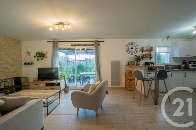 maison à vendre - 3 pièces - 75.0 m2 - ST JEAN D ANGLE - 17 - POITOU-CHARENTES - Century 21 Agence De La Seudre