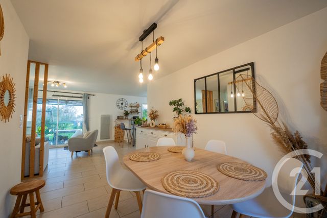 maison à vendre - 3 pièces - 75.0 m2 - ST JEAN D ANGLE - 17 - POITOU-CHARENTES - Century 21 Agence De La Seudre