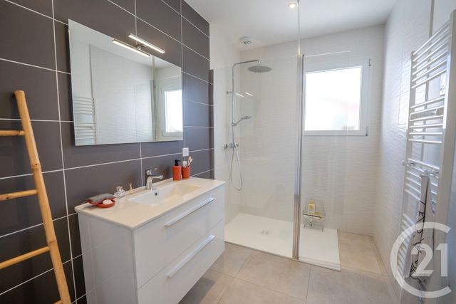 maison à vendre - 4 pièces - 127.0 m2 - MEDIS - 17 - POITOU-CHARENTES - Century 21 Agence De La Seudre