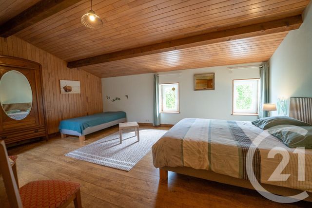 maison à vendre - 10 pièces - 296.0 m2 - ST ROMAIN DE BENET - 17 - POITOU-CHARENTES - Century 21 Agence De La Seudre