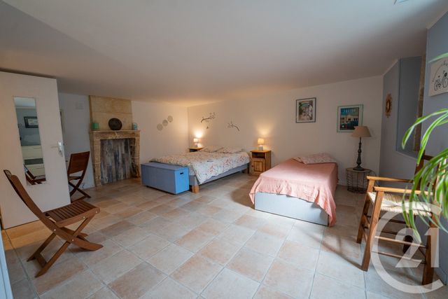 maison à vendre - 10 pièces - 296.0 m2 - ST ROMAIN DE BENET - 17 - POITOU-CHARENTES - Century 21 Agence De La Seudre