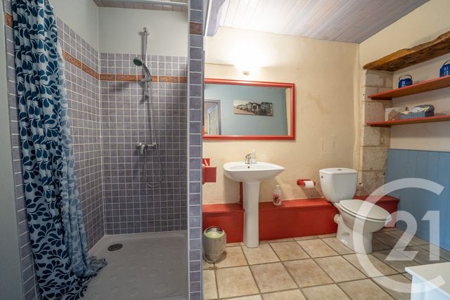 maison à vendre - 10 pièces - 296.0 m2 - ST ROMAIN DE BENET - 17 - POITOU-CHARENTES - Century 21 Agence De La Seudre