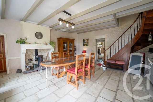 maison à vendre - 10 pièces - 296.0 m2 - ST ROMAIN DE BENET - 17 - POITOU-CHARENTES - Century 21 Agence De La Seudre
