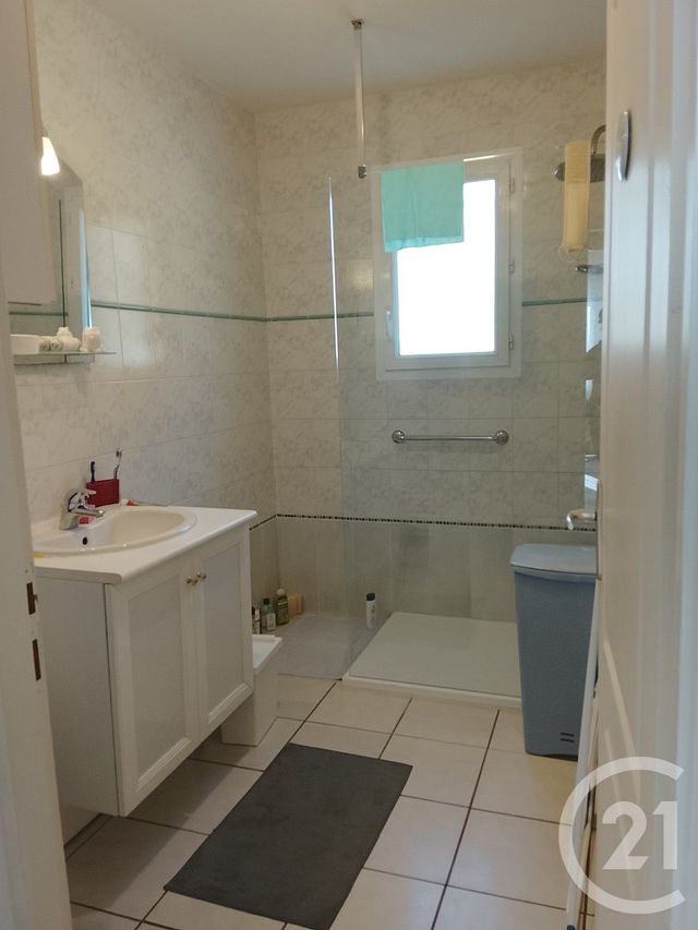 maison à vendre - 4 pièces - 83.0 m2 - CORME ROYAL - 17 - POITOU-CHARENTES - Century 21 Agence De La Seudre