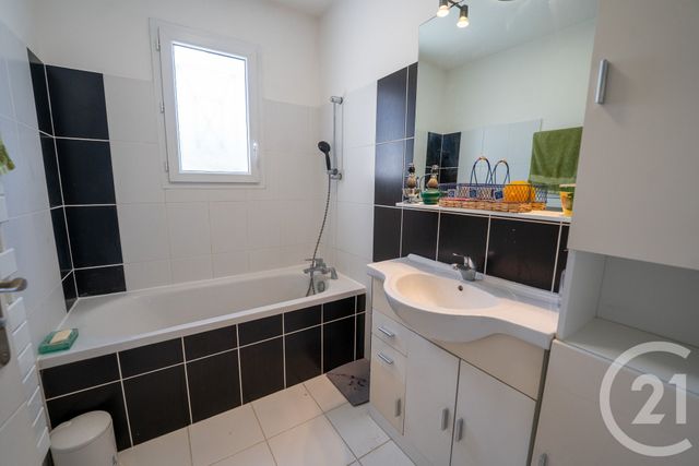 maison à vendre - 4 pièces - 78.0 m2 - ST SULPICE DE ROYAN - 17 - POITOU-CHARENTES - Century 21 Agence De La Seudre