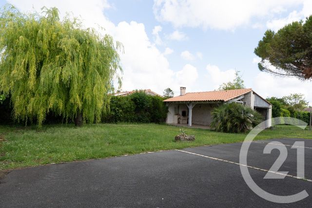 maison à vendre - 5 pièces - 108.67 m2 - SEMUSSAC - 17 - POITOU-CHARENTES - Century 21 Agence De La Seudre