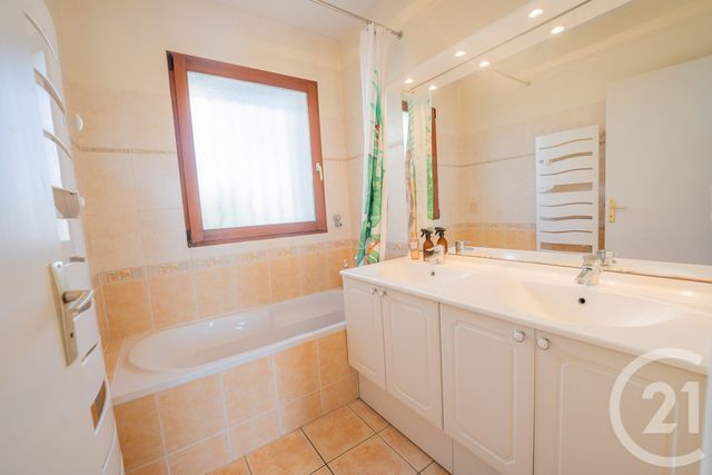 maison à vendre - 8 pièces - 177.0 m2 - ST GEORGES DE DIDONNE - 17 - POITOU-CHARENTES - Century 21 Agence De La Seudre