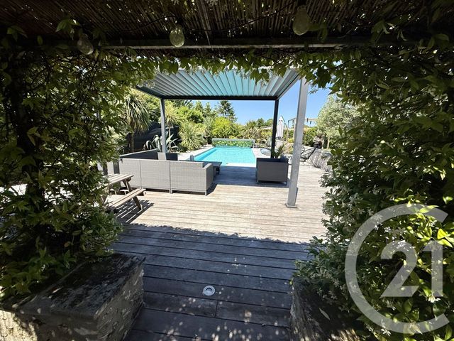 maison à vendre - 8 pièces - 215.0 m2 - MEDIS - 17 - POITOU-CHARENTES - Century 21 Agence De La Seudre