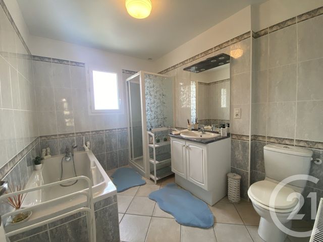 maison à vendre - 6 pièces - 146.0 m2 - MEURSAC - 17 - POITOU-CHARENTES - Century 21 Agence De La Seudre