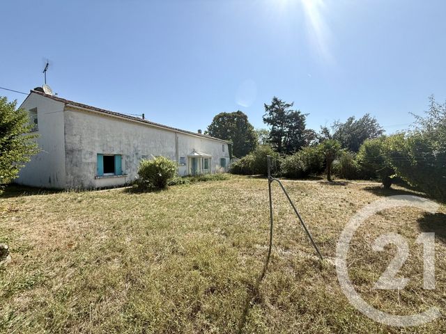 maison à vendre - 11 pièces - 130.0 m2 - ST ROMAIN DE BENET - 17 - POITOU-CHARENTES - Century 21 Agence De La Seudre