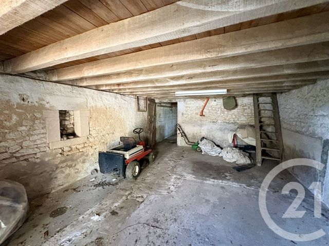 maison à vendre - 11 pièces - 130.0 m2 - ST ROMAIN DE BENET - 17 - POITOU-CHARENTES - Century 21 Agence De La Seudre